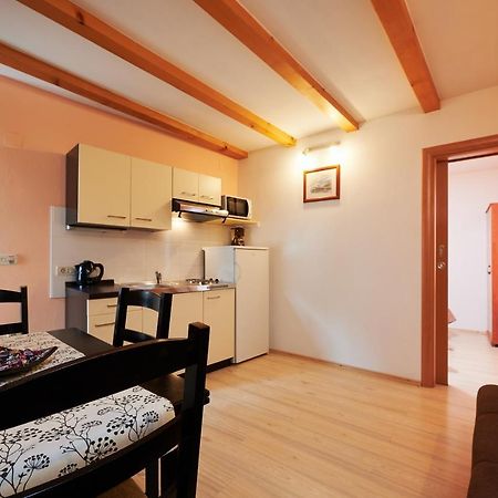 Apartments Ivica Τρογκίρ Εξωτερικό φωτογραφία