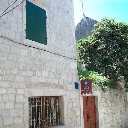Apartments Ivica Τρογκίρ Εξωτερικό φωτογραφία