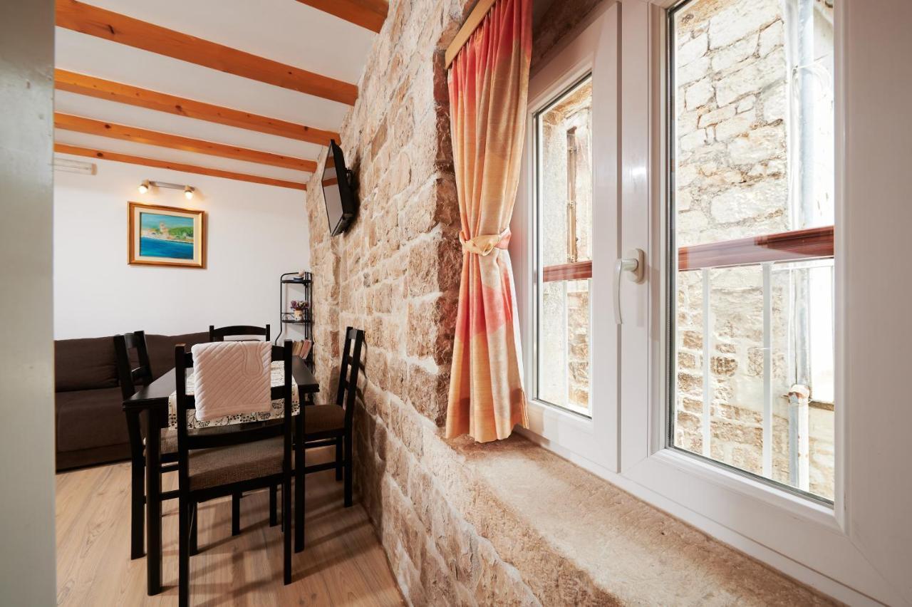 Apartments Ivica Τρογκίρ Εξωτερικό φωτογραφία