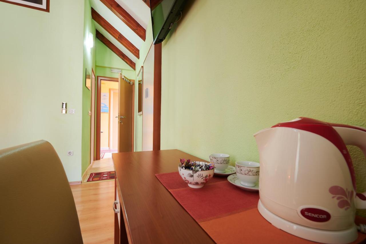 Apartments Ivica Τρογκίρ Εξωτερικό φωτογραφία