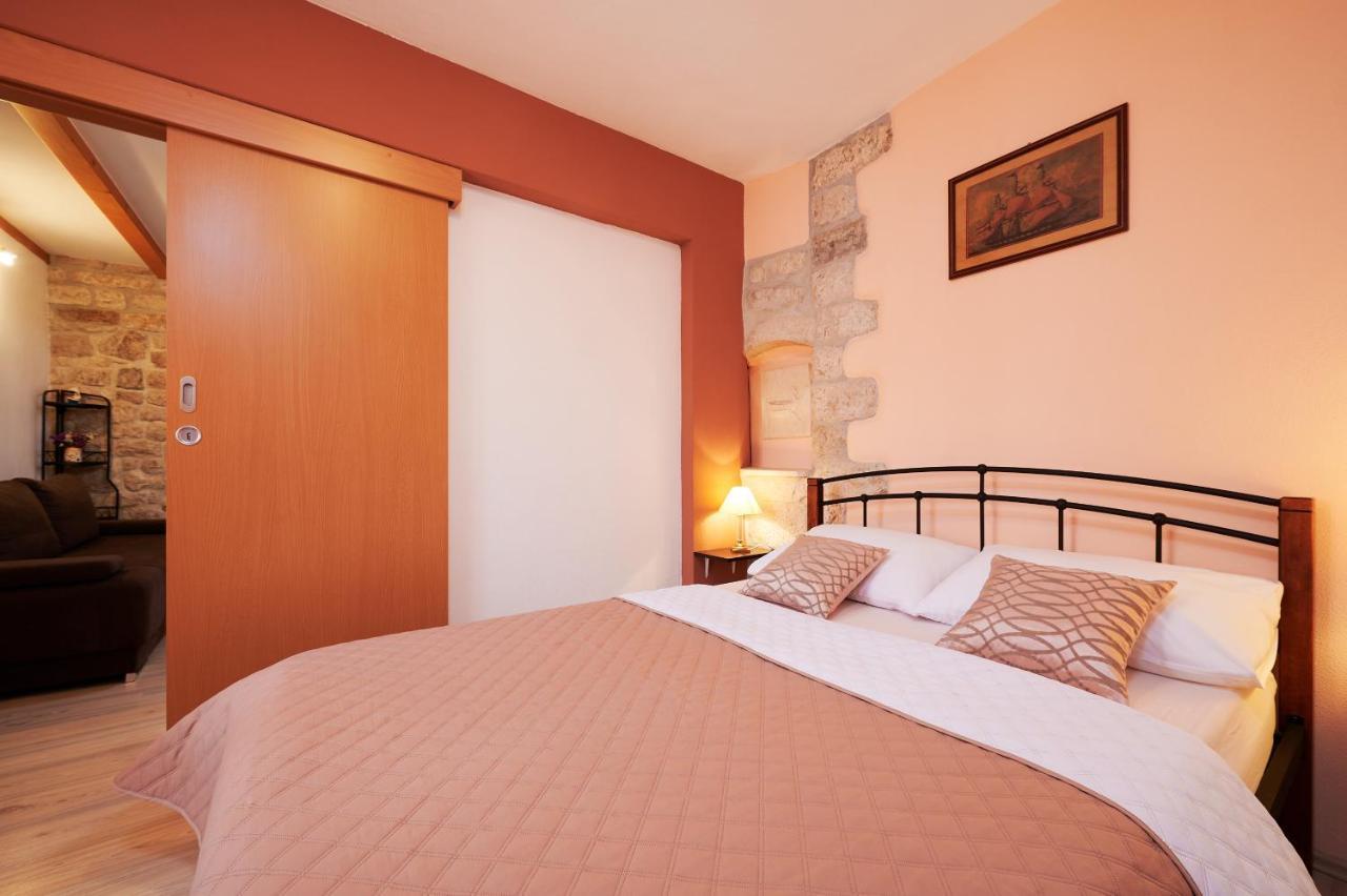 Apartments Ivica Τρογκίρ Εξωτερικό φωτογραφία